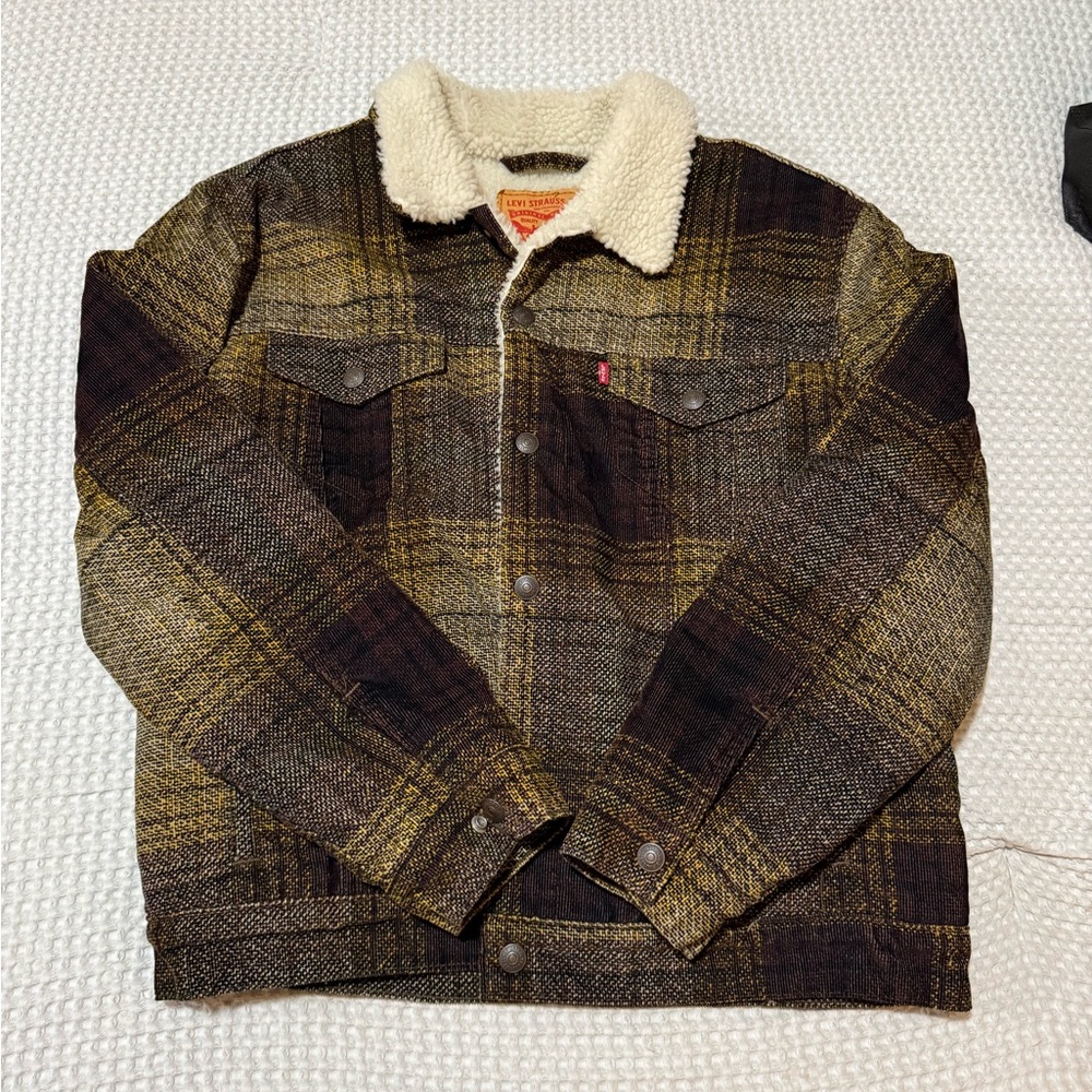 Levi's Men's Tan and Brown Plaid Sherpa Jacket